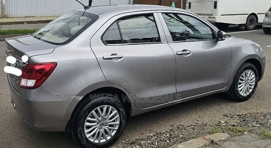 Suzuki Dzire 2022 Gray