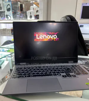 New Laptop Lenovo LOQ 15ARP9 16GB AMD Ryzen 5 SSD 512GB