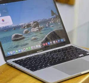 New Laptop Apple MacBook Pro 2020 32GB Intel Core i7 SSD 512GB
