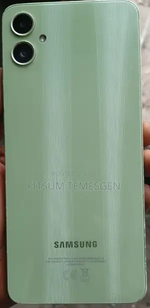 Samsung Galaxy A05 64 GB Gray