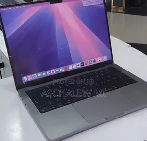 New Laptop Apple MacBook Pro 2021 M1 32GB Apple M1 Pro SSD 1T