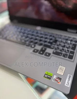 New Laptop Lenovo LOQ 15ARP9 16GB AMD Ryzen 5 SSD 512GB