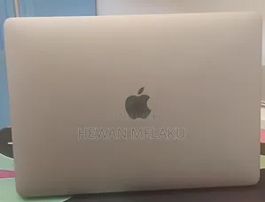 New Laptop Apple MacBook Pro 2020 M1 8GB Apple M1 SSD 256GB