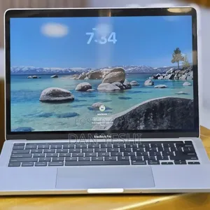 New Laptop Apple MacBook Pro 2020 32GB Intel Core i7 SSD 512GB