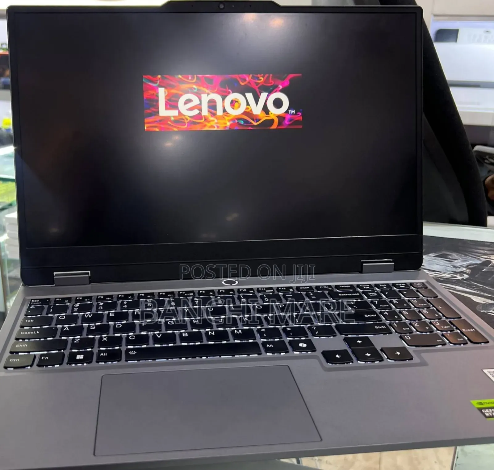 New Laptop Lenovo LOQ 15ARP9 16GB AMD Ryzen 5 SSD 512GB