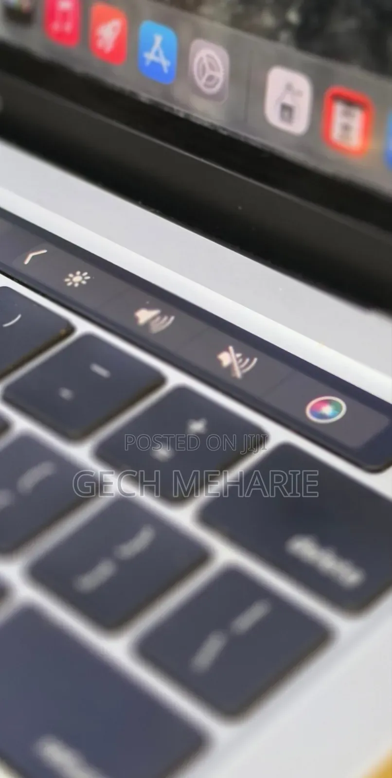 New Laptop Apple MacBook 2020 32GB Intel Core i7 SSD 512GB