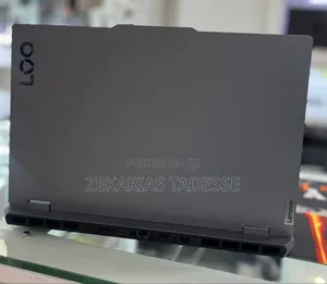 New Laptop Lenovo LOQ 15IRH8 16GB AMD Ryzen 5 SSD 512GB