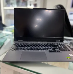 New Laptop Lenovo LOQ 15IRH8 16GB AMD Ryzen 5 SSD 512GB