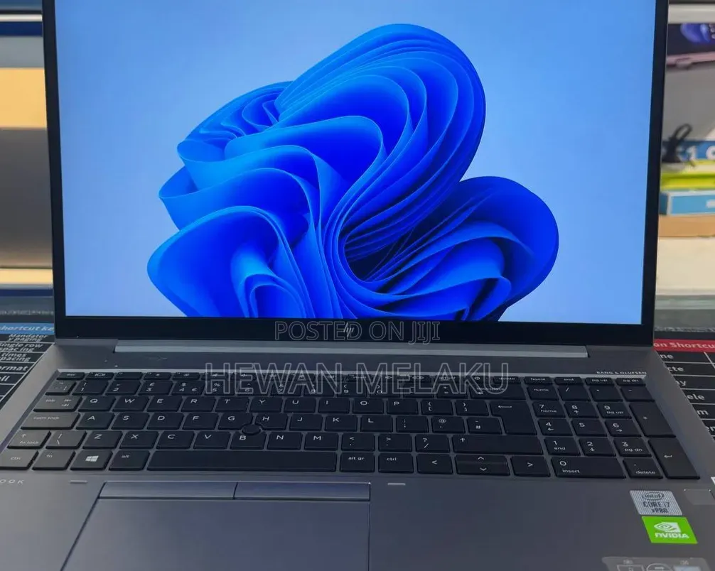 New Laptop HP ZBook 14 16GB Intel Core i7 SSD 512GB