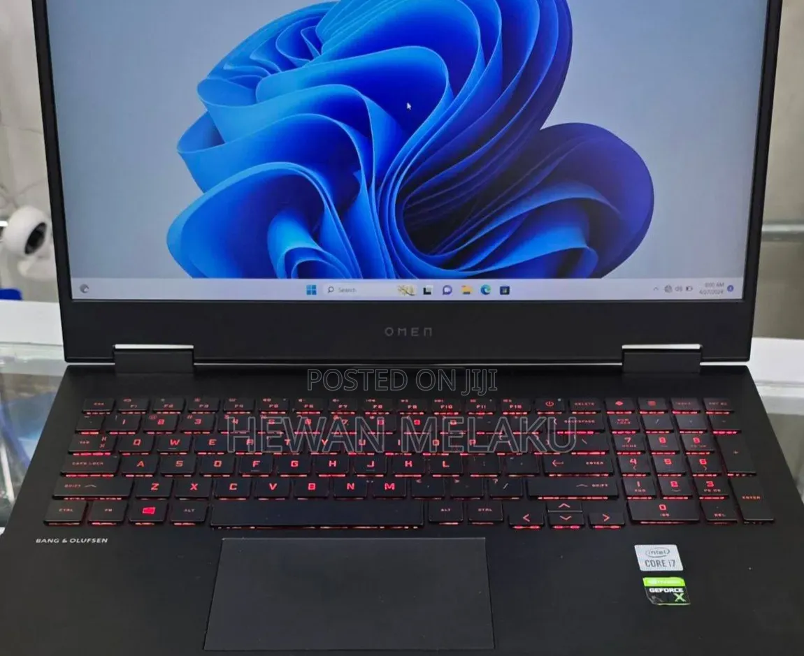 New Laptop HP Omen 15 16GB Intel Core i7 SSD 512GB