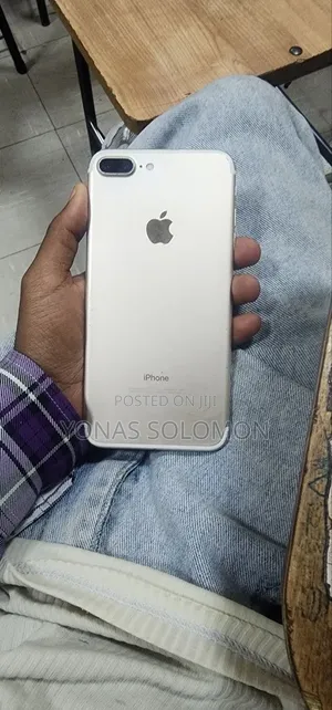 Apple iPhone 7 Plus 128 GB Gold