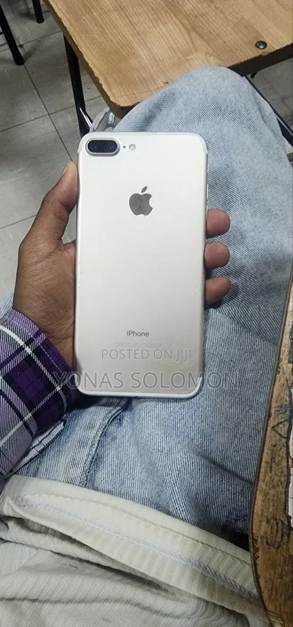 Apple iPhone 7 Plus 128 GB Gold