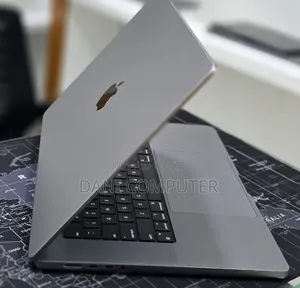 New Laptop Apple MacBook Pro 2021 M1 32GB Apple M1 SSD 512GB