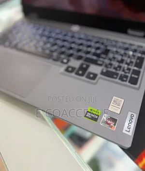 New Laptop Lenovo 16GB AMD Ryzen 5 SSD 512GB