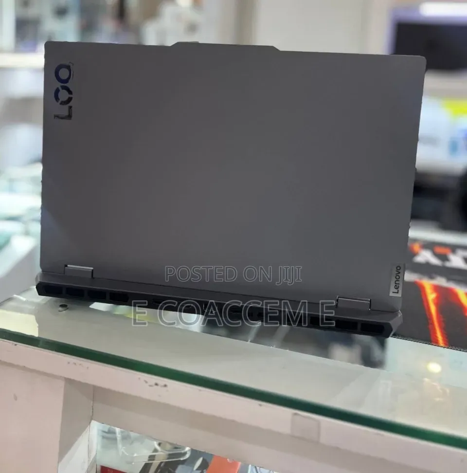 New Laptop Lenovo 16GB AMD Ryzen 5 SSD 512GB