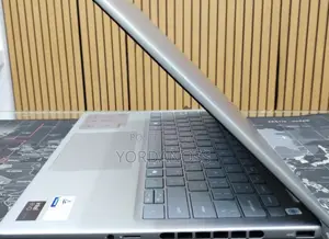 New Laptop Dell Inspiron 14 16GB Intel Core Ultra 7 SSD 1T