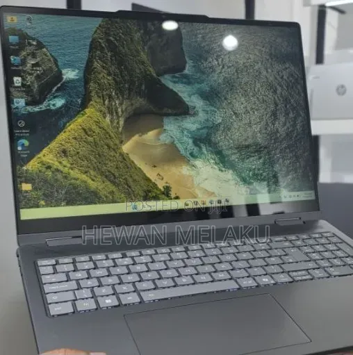 New Laptop Lenovo 16GB Intel Core Ultra 5 SSD 512GB