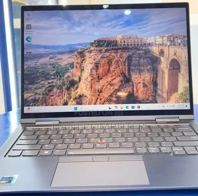 New Laptop Lenovo ThinkPad X1 Yoga 16GB Intel Core i7 SSD 512GB