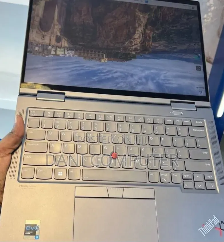 New Laptop Lenovo ThinkPad X1 Yoga 16GB Intel Core i7 SSD 512GB
