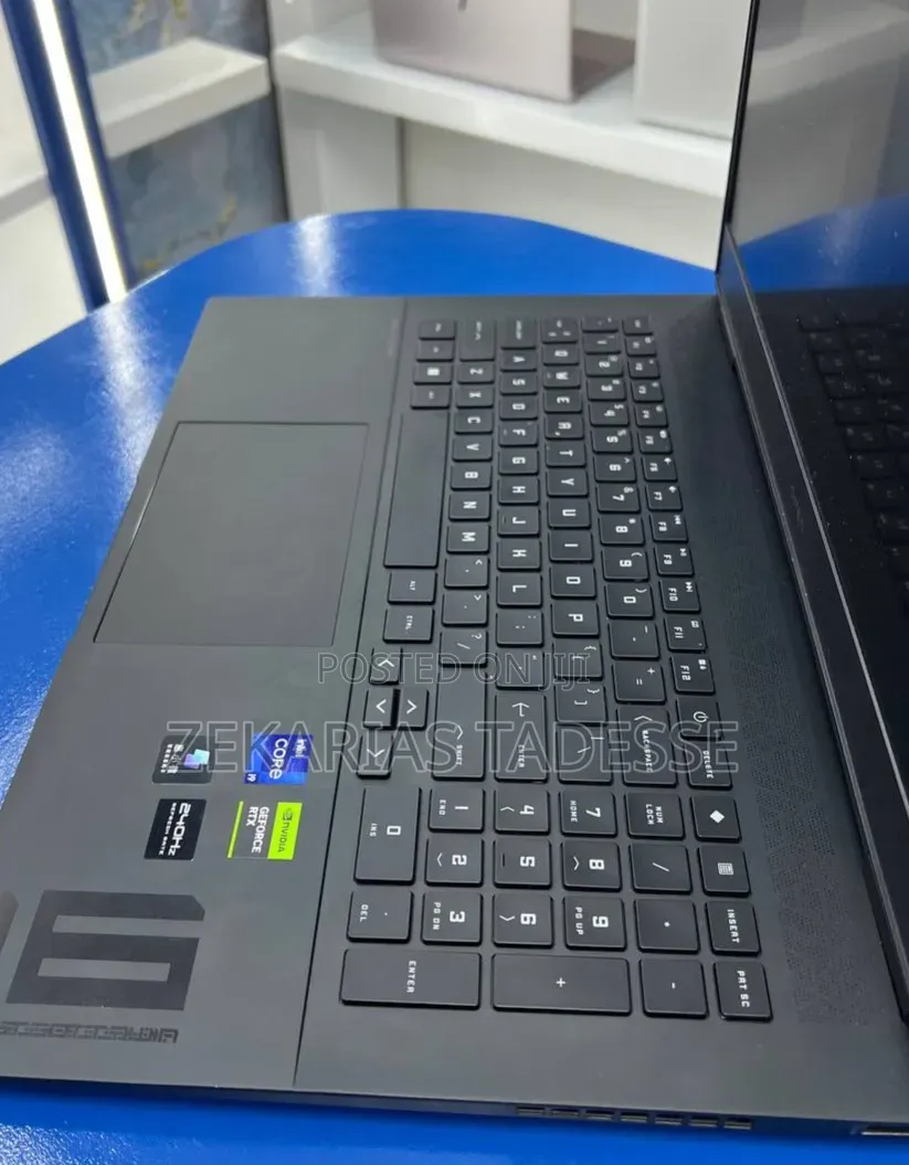 New Laptop HP Omen 16 16GB Intel Core i9 SSD 1T