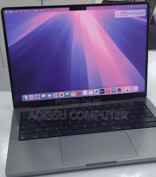 New Laptop Apple MacBook Pro 2021 M1 32GB Apple M1 Pro SSD 1T