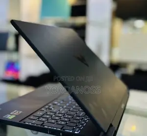New Laptop HP Victus 16 16GB AMD Ryzen 9 SSD 1T