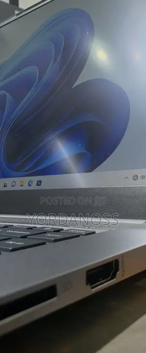 New Laptop HP Zbook Studio G7 32GB Intel Core i7 SSD 512GB