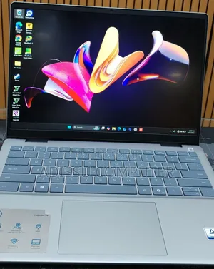 New Laptop Dell Inspiron 14 7440 16GB Intel Core Ultra 7 SSD 1T
