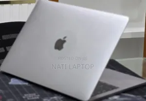New Laptop Apple MacBook Pro 2017 16GB Intel Core i5 SSD 512GB