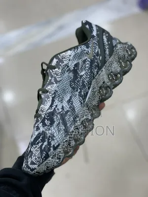Nike Pod Hybrid Men's Sneakers