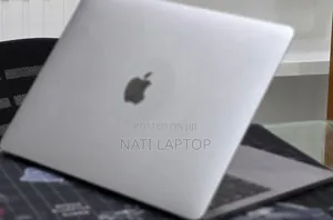 New Laptop Apple MacBook Pro 2017 16GB Intel Core i5 SSD 512GB
