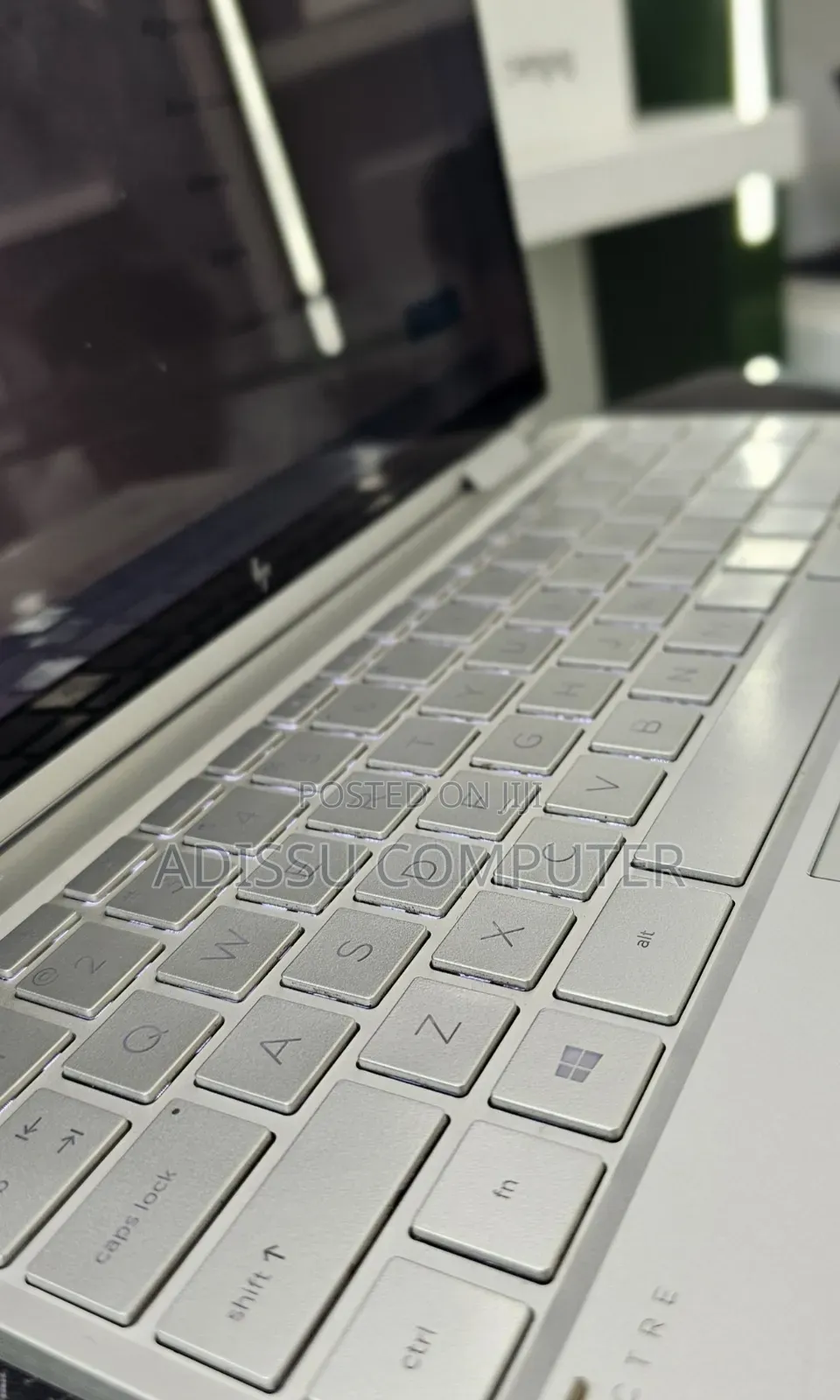 New Laptop HP Pavilion 14 x360 2-in-1 8GB Intel Core i7 SSD 512GB