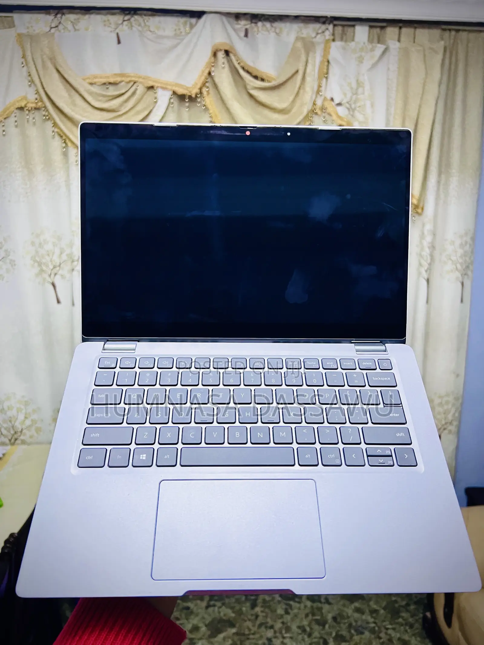 New Laptop Dell Latitude 5320 2-in-1 16GB Intel Core i5 SSD 256GB