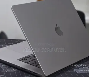 New Laptop Apple MacBook Pro 2021 M1 Max 32GB Apple M1 Max SSD 512GB