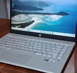 New Laptop HP Pavilion 14 8GB Intel Core i5 SSD 512GB