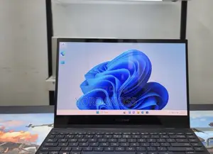New Laptop Asus Zenbook 13 OLED 16GB Intel Core i7 SSD 512GB