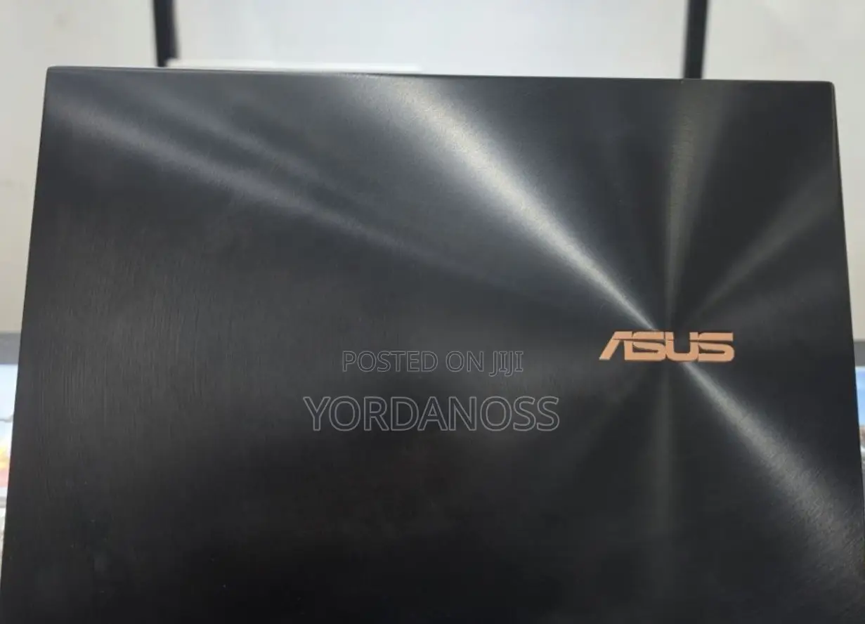 New Laptop Asus Zenbook 13 OLED 16GB Intel Core i7 SSD 512GB