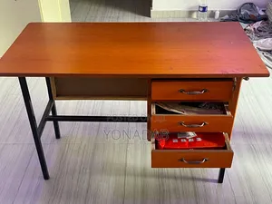 Desk in Teak