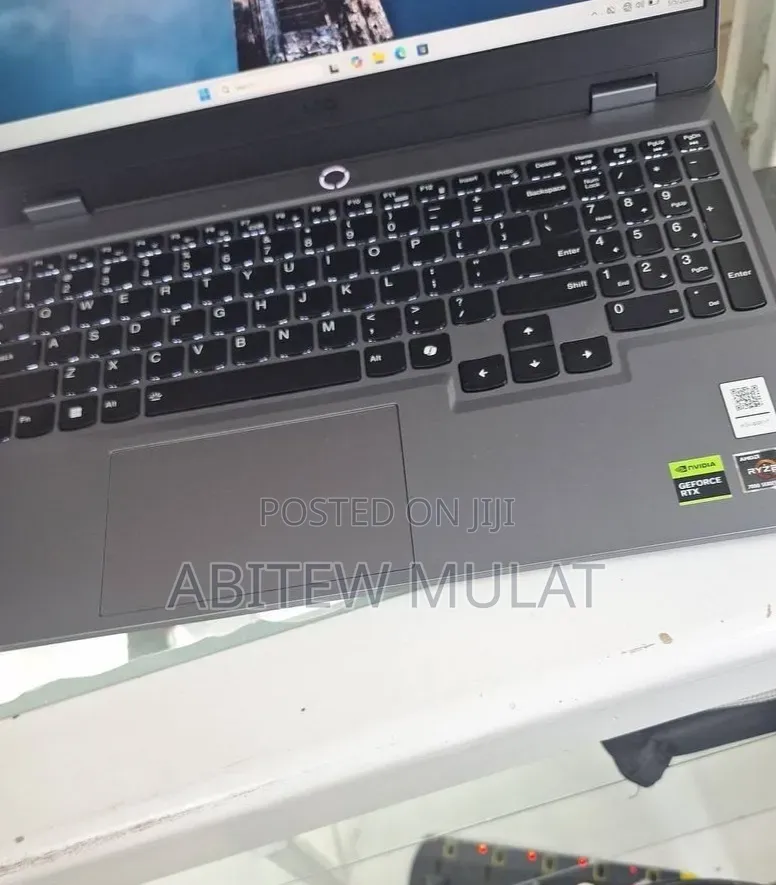 New Laptop Lenovo LOQ 15ARP9 16GB AMD Ryzen 5 SSD 512GB