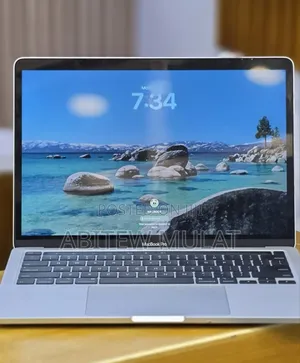 New Laptop Apple MacBook Pro 2020 32GB Intel Core i7 SSD 512GB