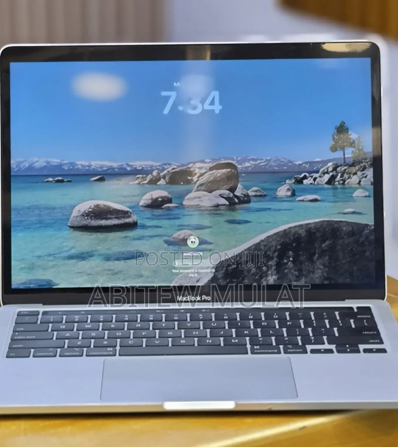 New Laptop Apple MacBook Pro 2020 32GB Intel Core i7 SSD 512GB