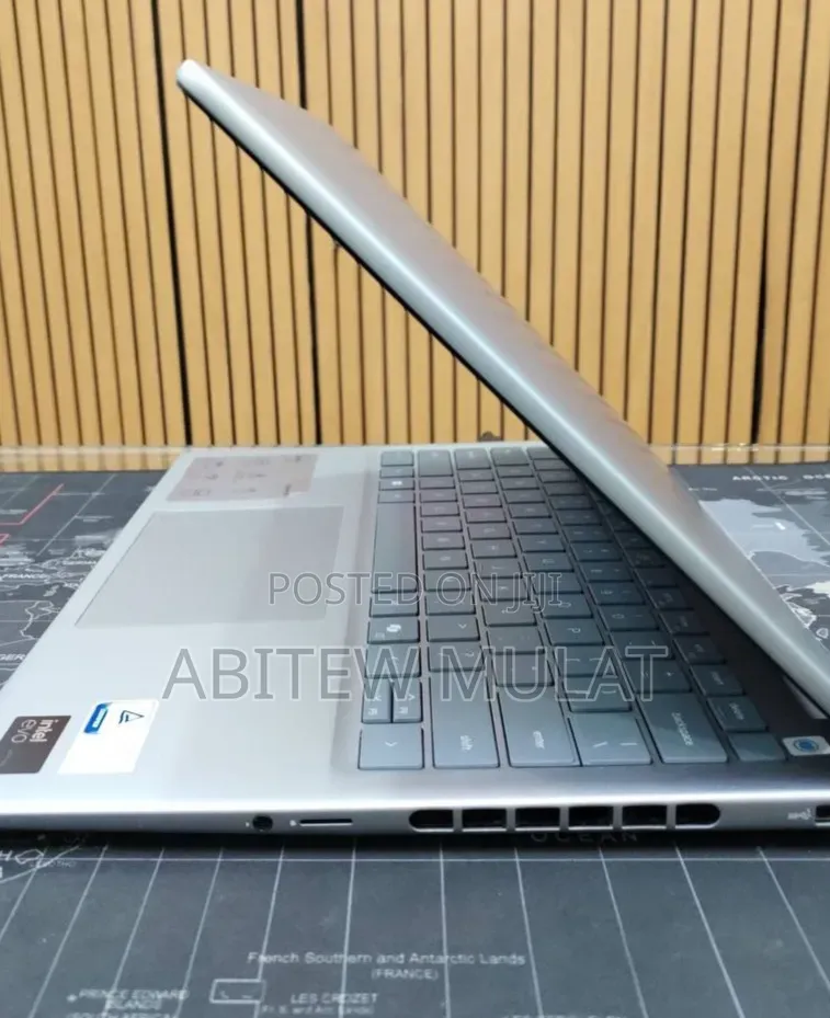 New Laptop Dell Inspiron 14 Plus 7440 16GB Intel Core Ultra 7 SSD 1T
