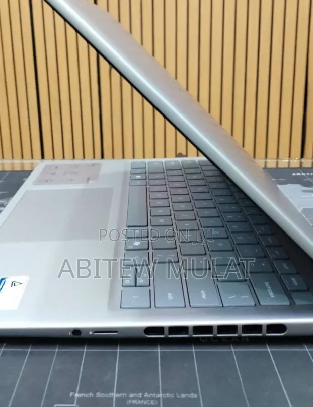 New Laptop Dell Inspiron 14 Plus 7440 16GB Intel Core Ultra 7 SSD 1T