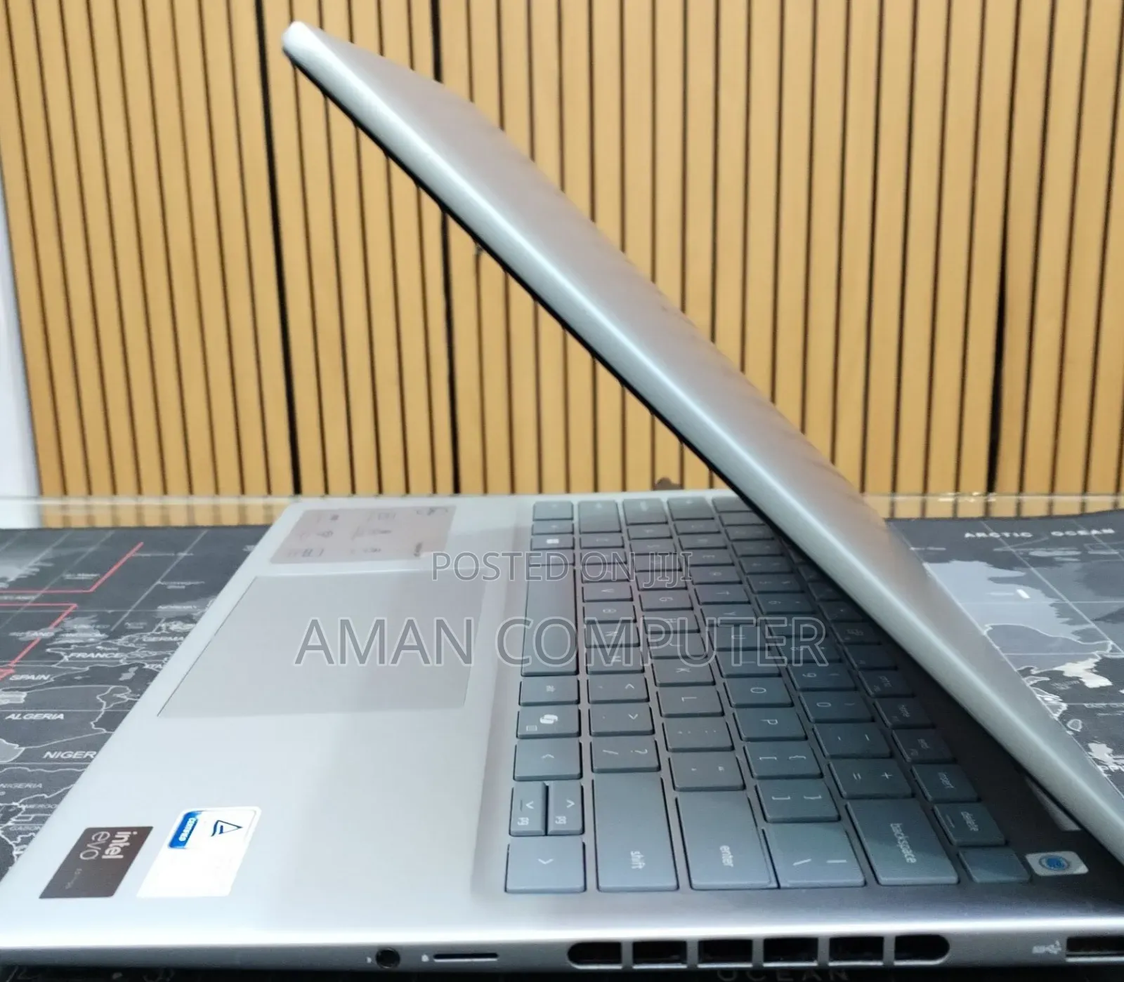 New Laptop Dell Inspiron 14 7440 16GB Intel Core Ultra 7 SSD 1T