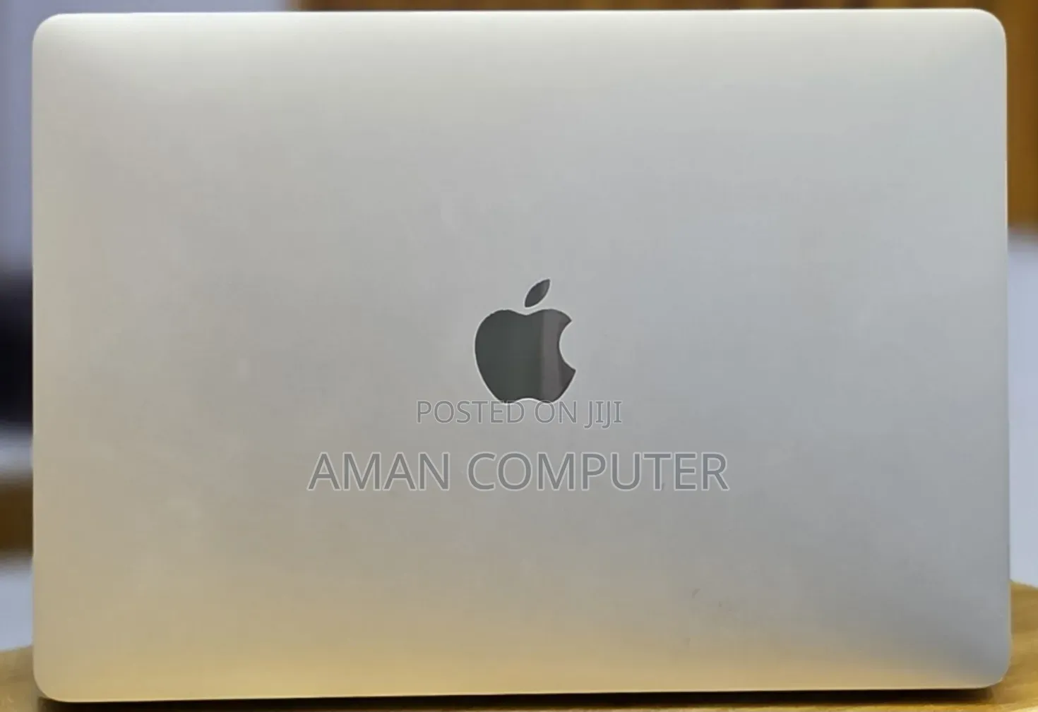 New Laptop Apple MacBook Pro 2020 32GB Intel Core i7 SSD 512GB