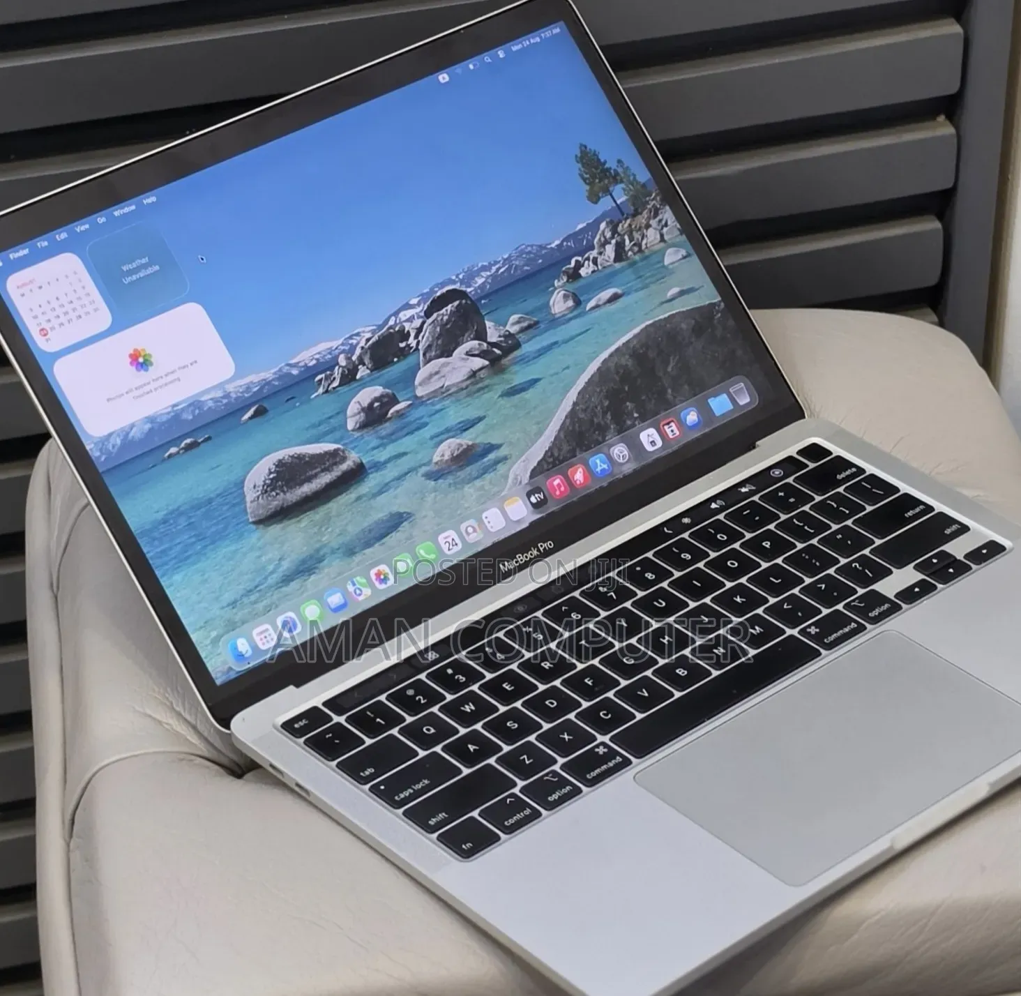 New Laptop Apple MacBook Pro 2020 32GB Intel Core i7 SSD 512GB