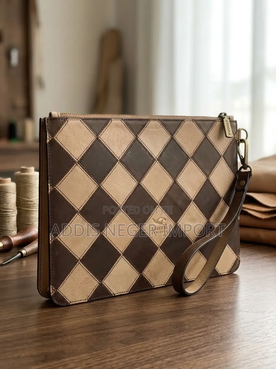 Kerezhi Ethiopia Handcrafted Leather Checkerboard Laptop Sleeve Bag