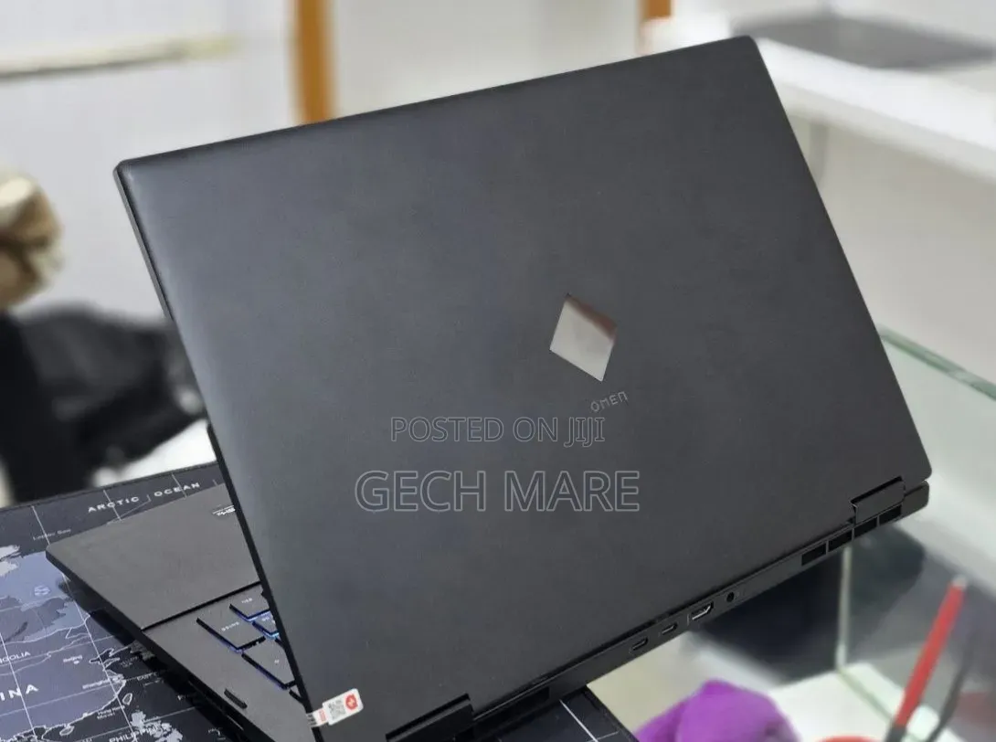 New Laptop HP Omen 16 16GB Intel Core i9 SSD 512GB