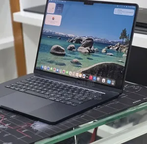 New Laptop Apple MacBook Air 2025 M4 16GB Apple M4 SSD 256GB