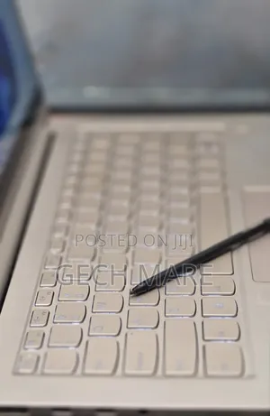 New Laptop Lenovo Yoga 9 16GB Intel Core i7 SSD 512GB
